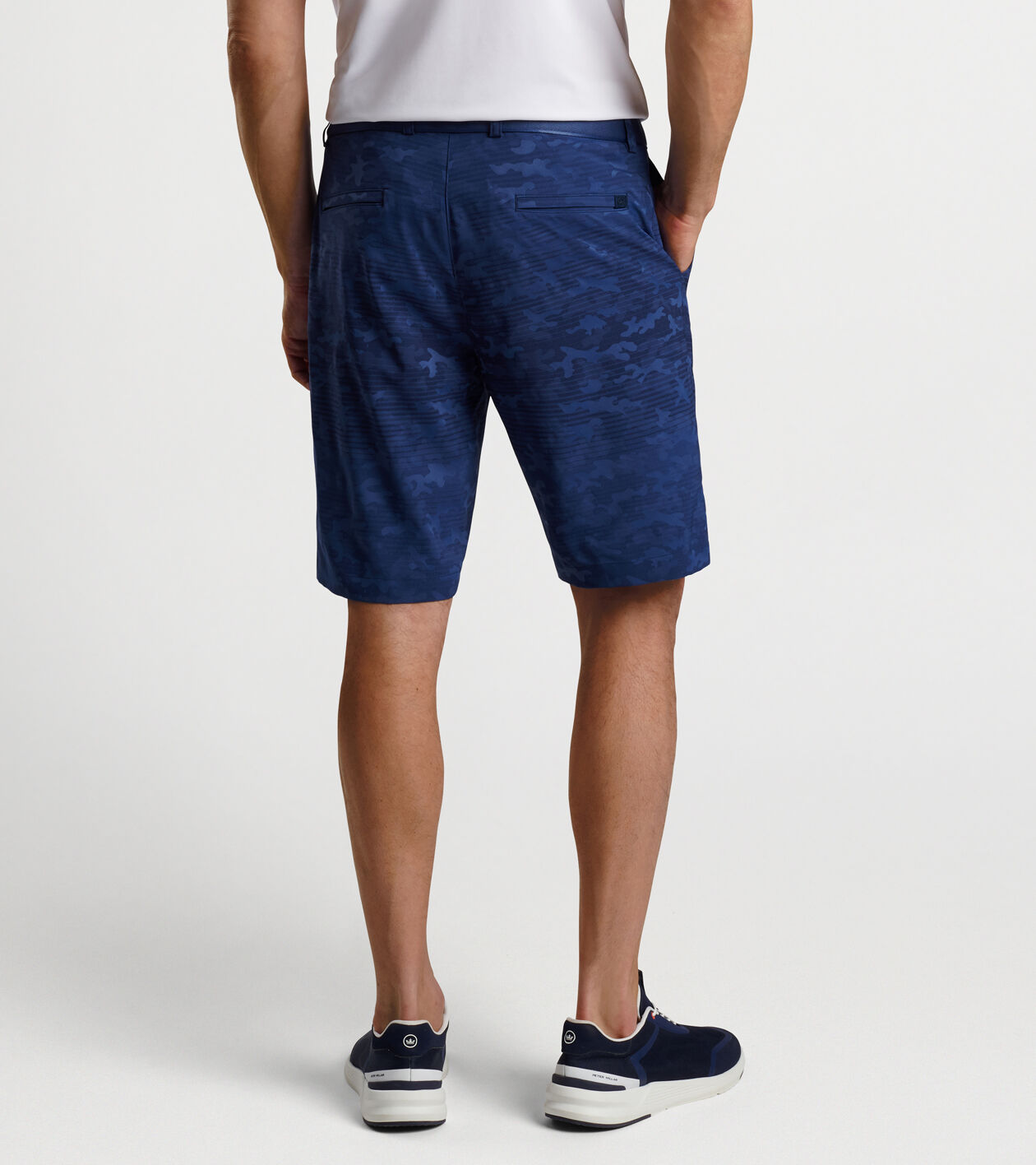 Peter millar blue camo shorts top
