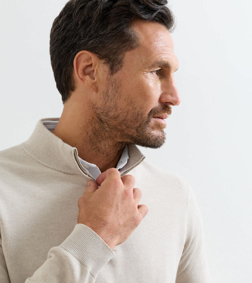 Coolspun Lite Birdseye Quarter Zip Jumper image number 4