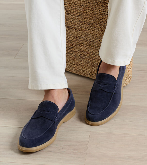 Excursionist Penny Loafer - Alternate Image 1