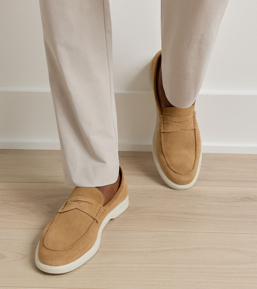 Excursionist Penny Loafer - Alternate Image 1