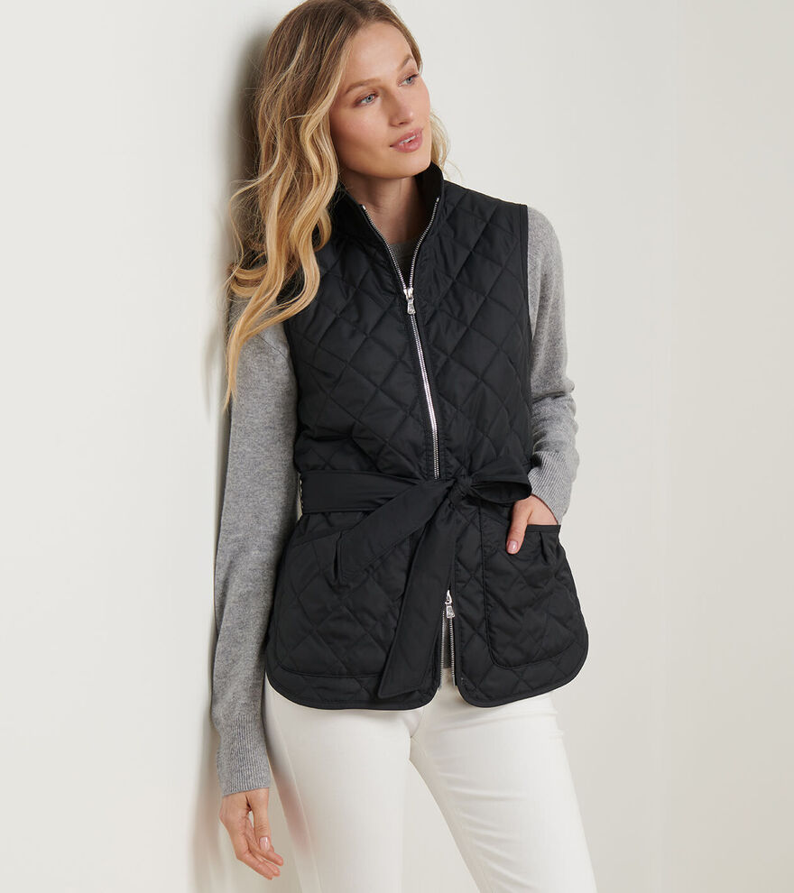 Scout Diamond Quilted Travel Gilet image number 2