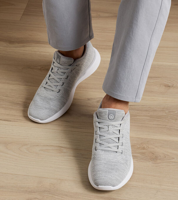 Glide V3 Sneaker