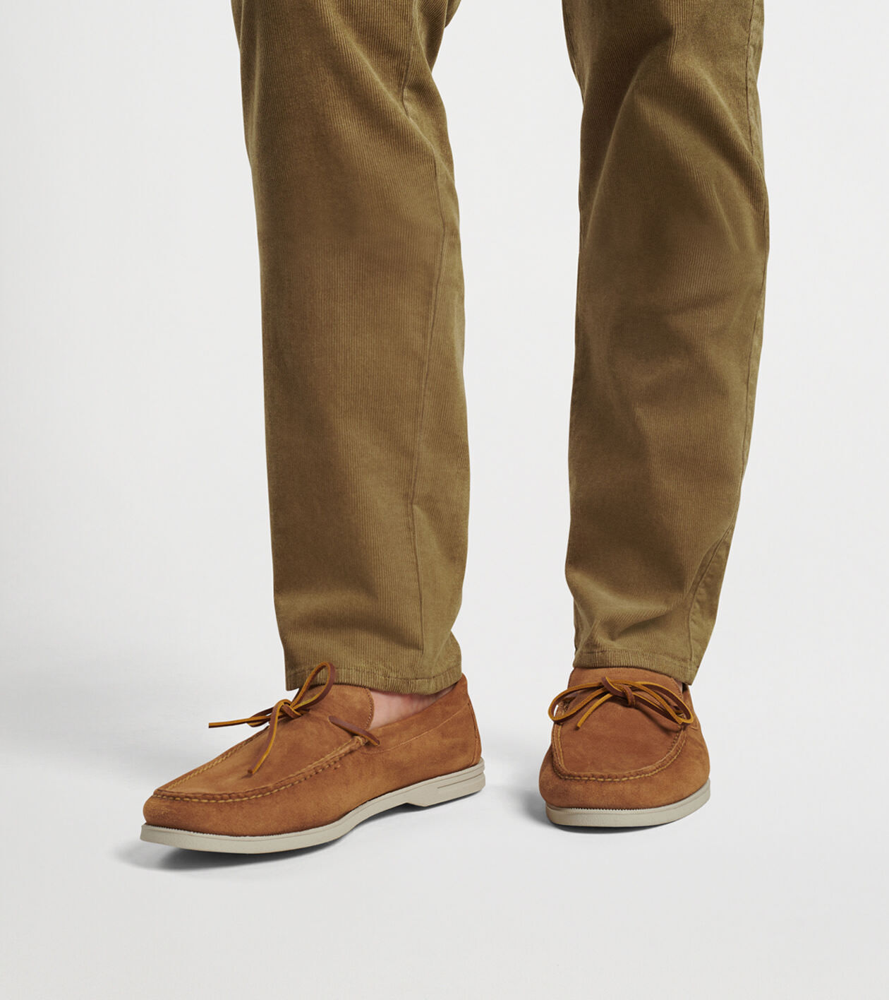 Khakis and boat shoes discount