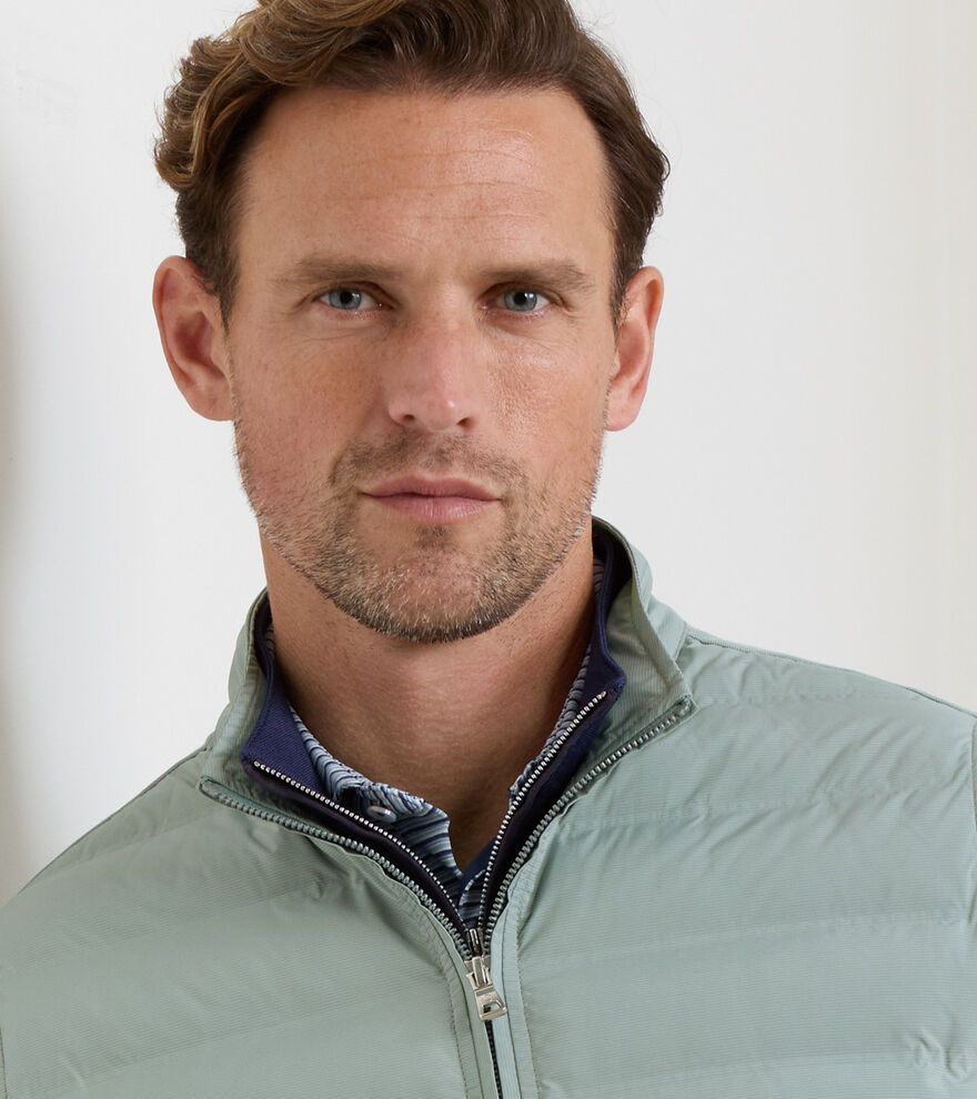 Winsome Hybrid Gilet image number 5