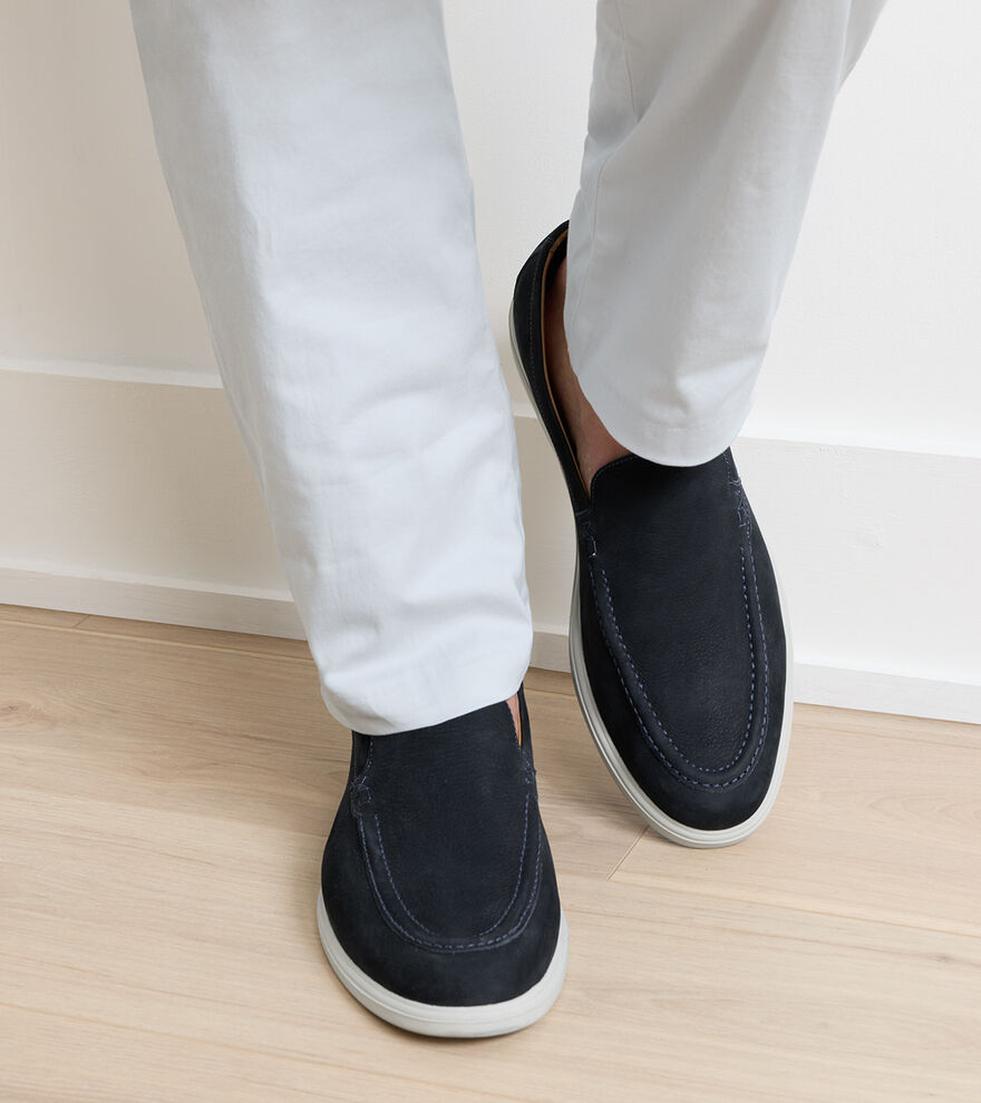 Excursionist Nubuck Venetian Loafer image number 4