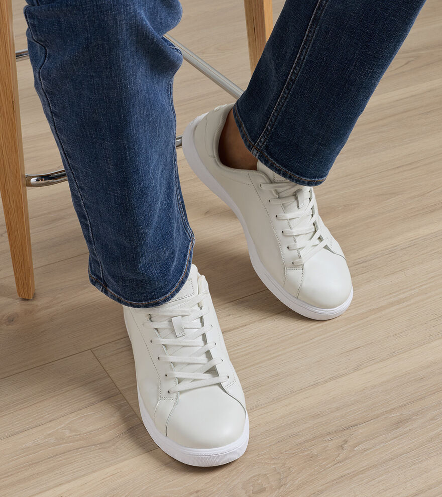 Drift Classic Sneaker - Alternate Image 1