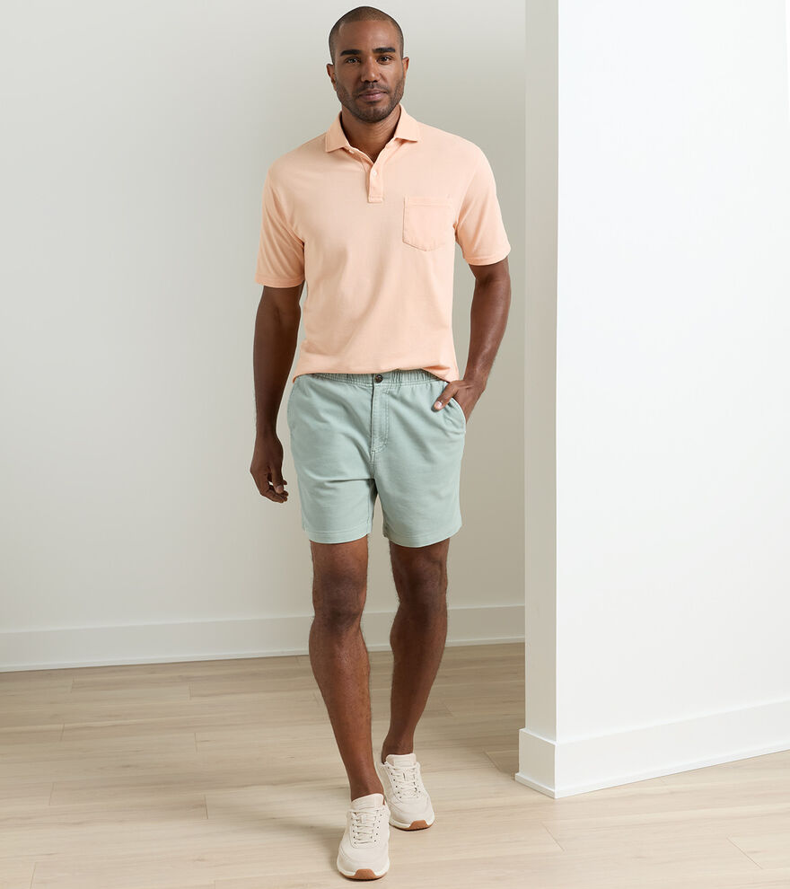 Crown Weekend Short image number 2