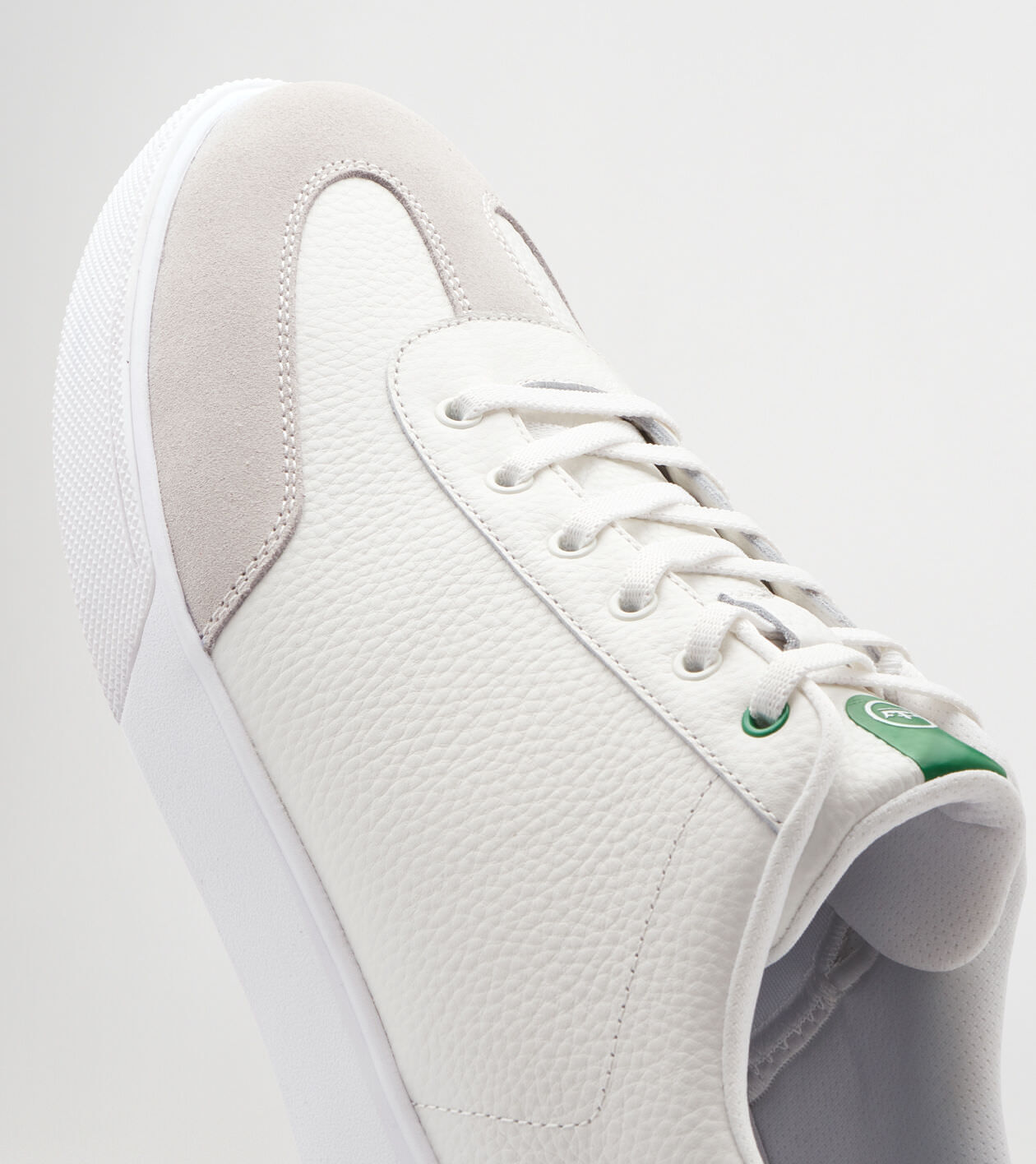 【HAZZYS GOLF】 White logo print leather sneakers / 追跡付 HAZZYS(へジス) - 海外通販のBUYMA