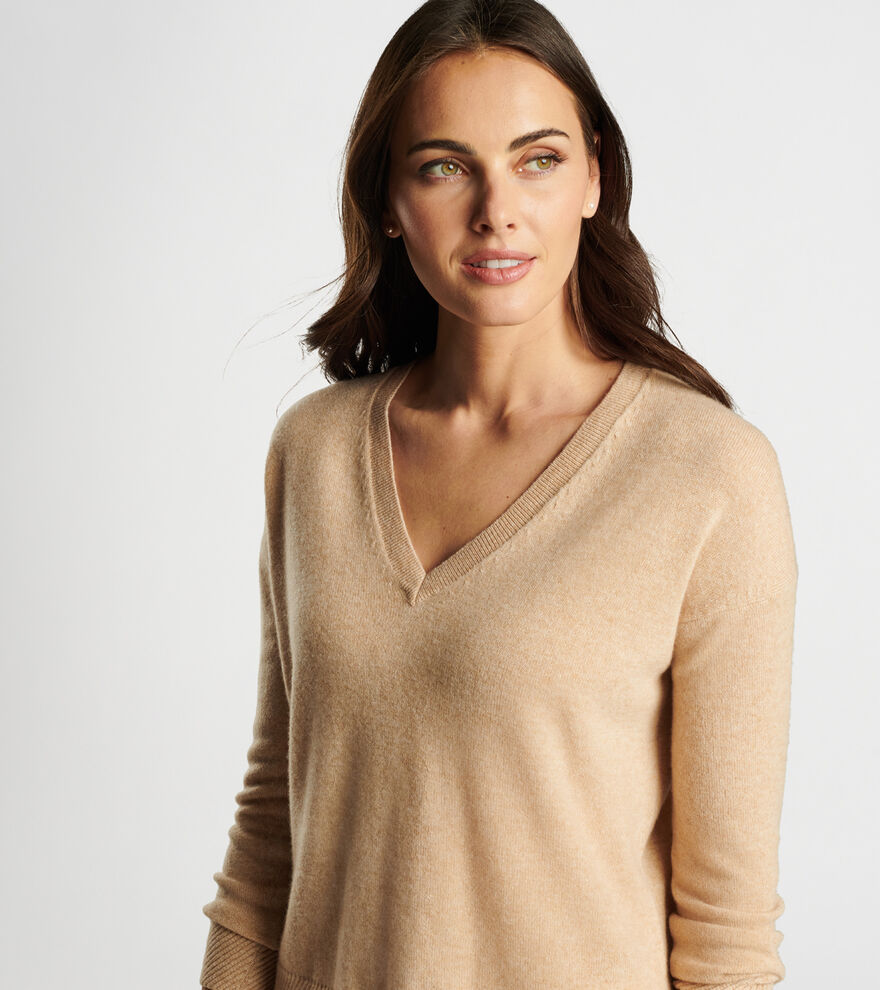 Artisan Crafted Cashmere V-Neck Jumper image number 5