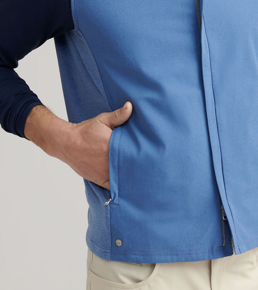 Solstice Performance Hybrid Full-Zip Gilet - Alternate Image 3