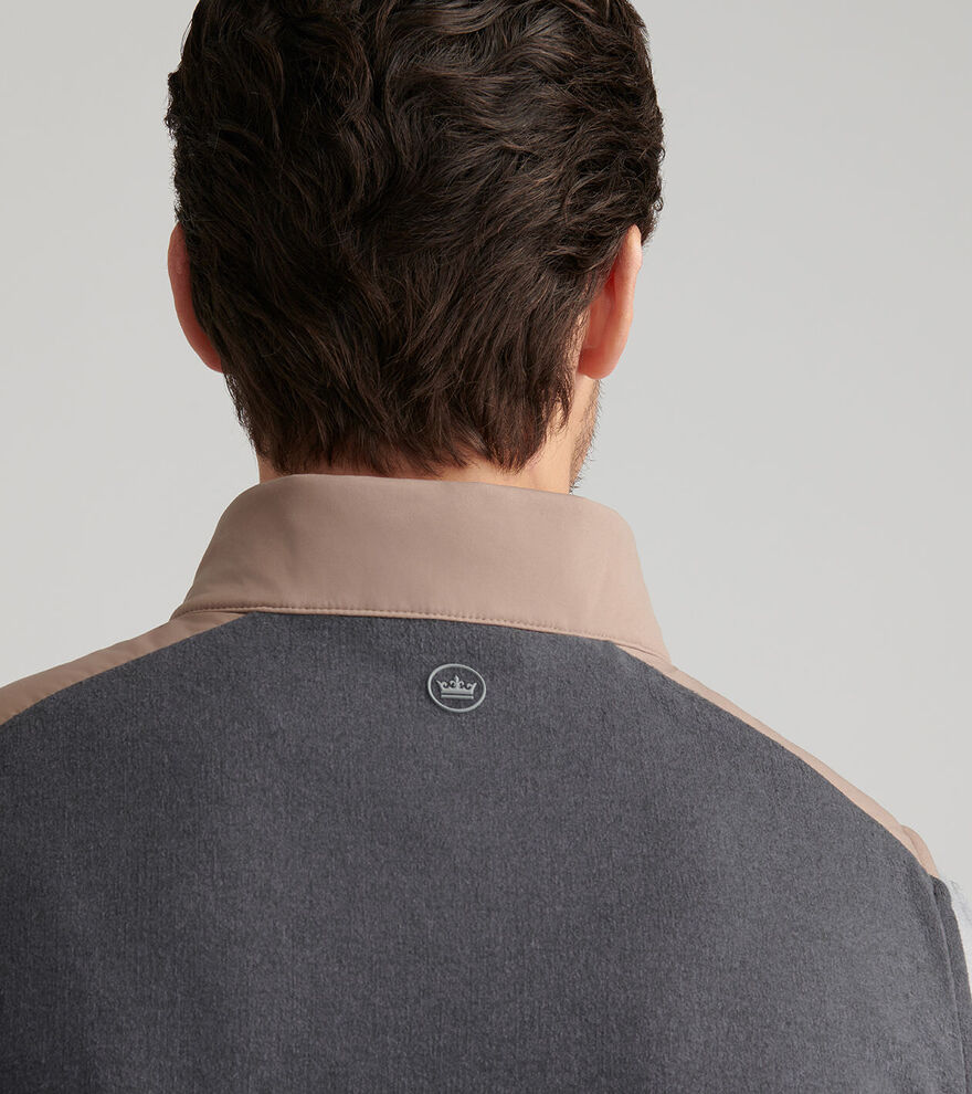 Fuse Hybrid Fleece Gilet image number 5