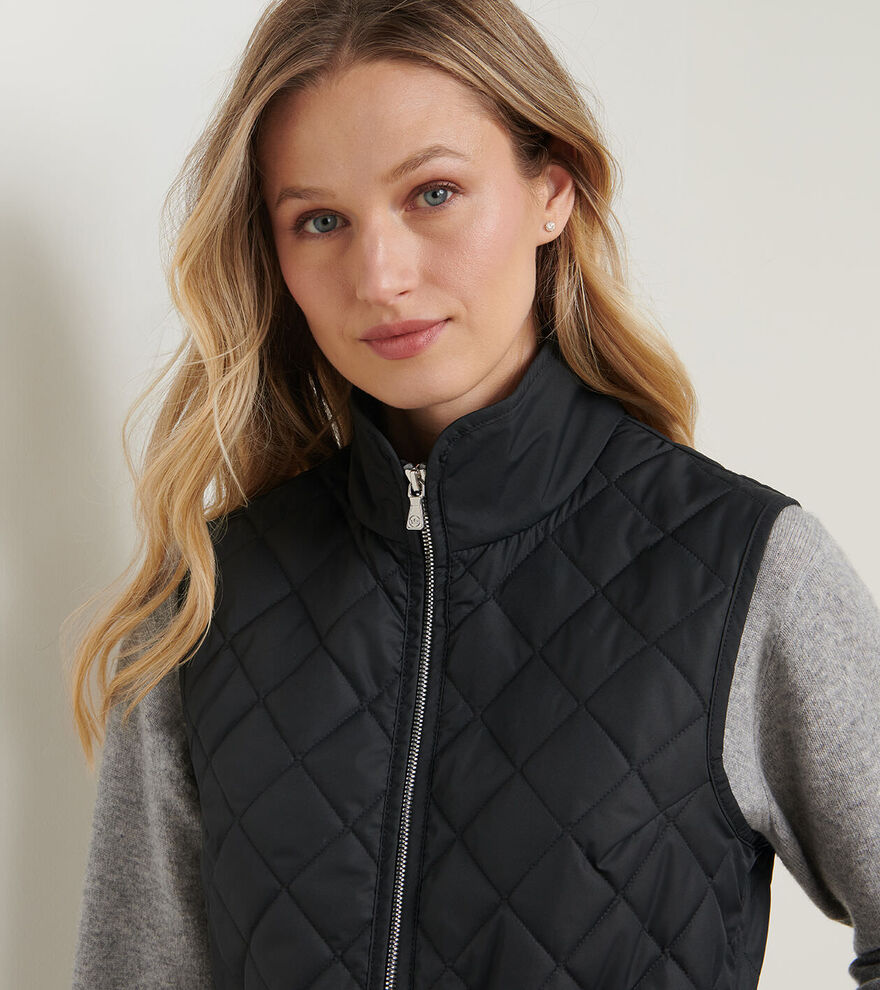 Scout Diamond Quilted Travel Gilet image number 5