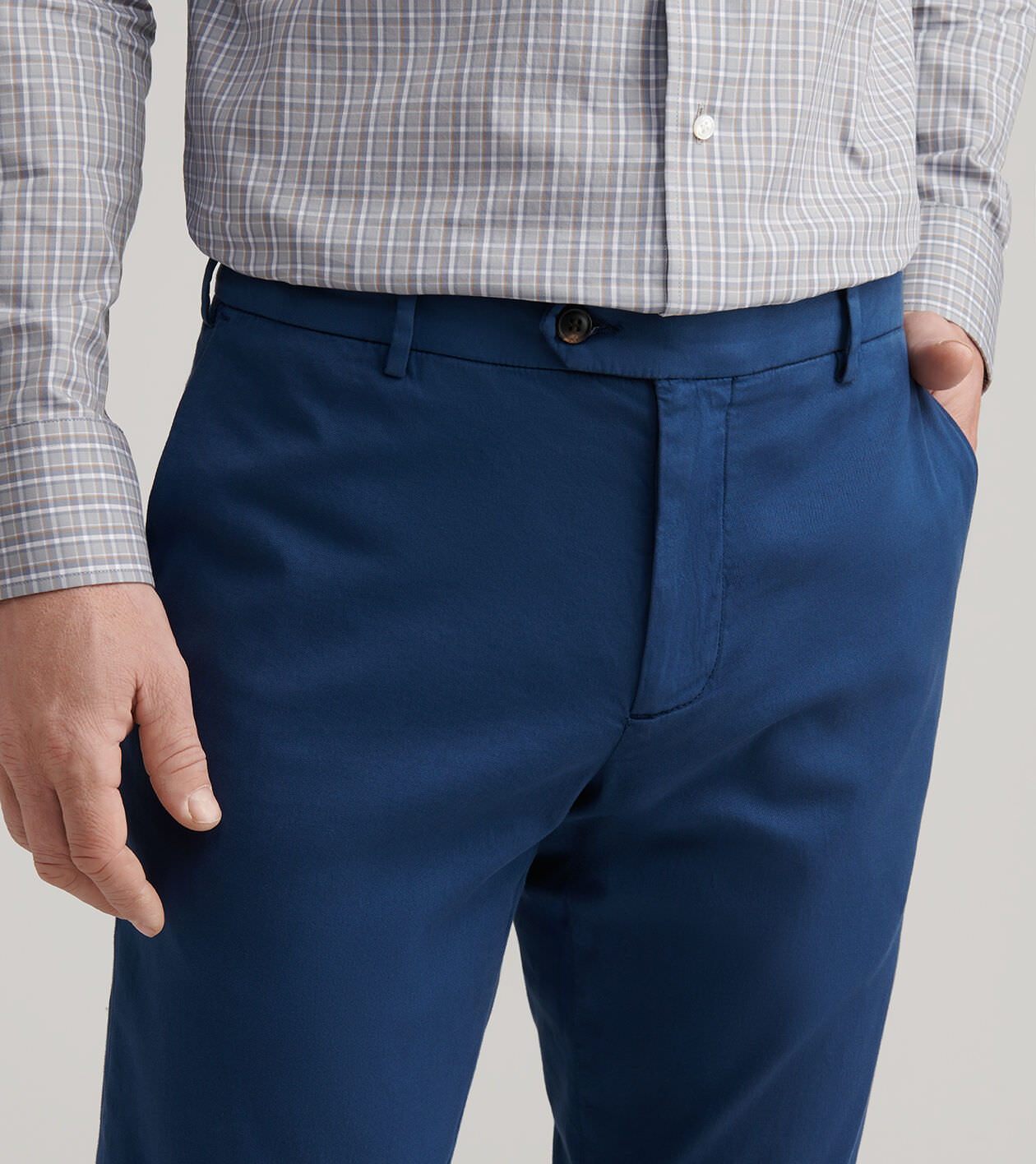 Carlyle Flat Front Chino Trouser | Men's Trousers | Peter Millar